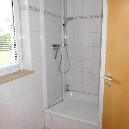 Haus 50, Sanddornweg 14 *