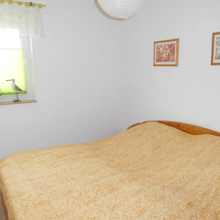 Haus 50, Sanddornweg 14 בית נופש *