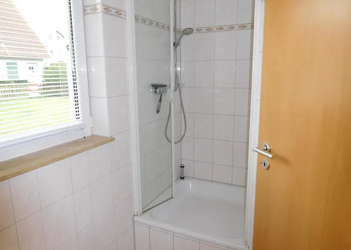 Haus 50, Sanddornweg 14 *